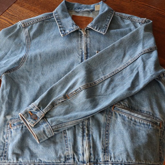 Levi's Premium Engineer Trucker Jacket - Picture 2 of 5